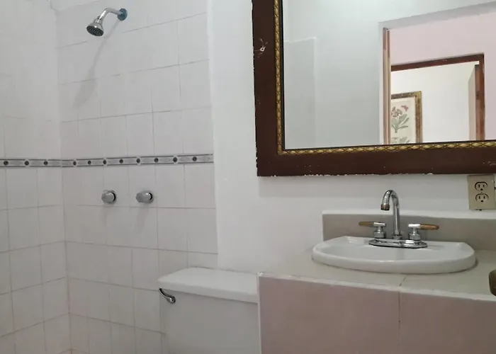Hotel Oyo Cabo Del Sur,